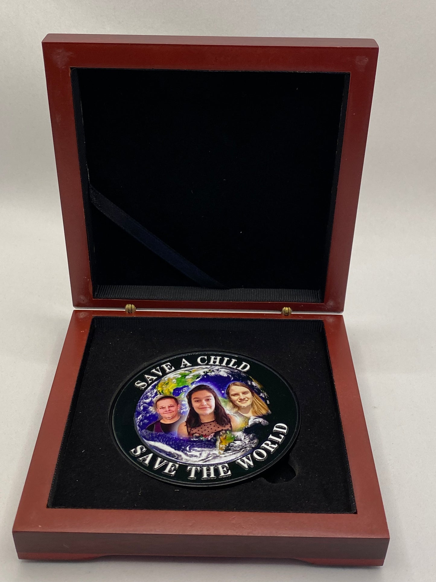 Challenge Coin WOODEN DISPLAY BOX (Limited Edition) (Copy)